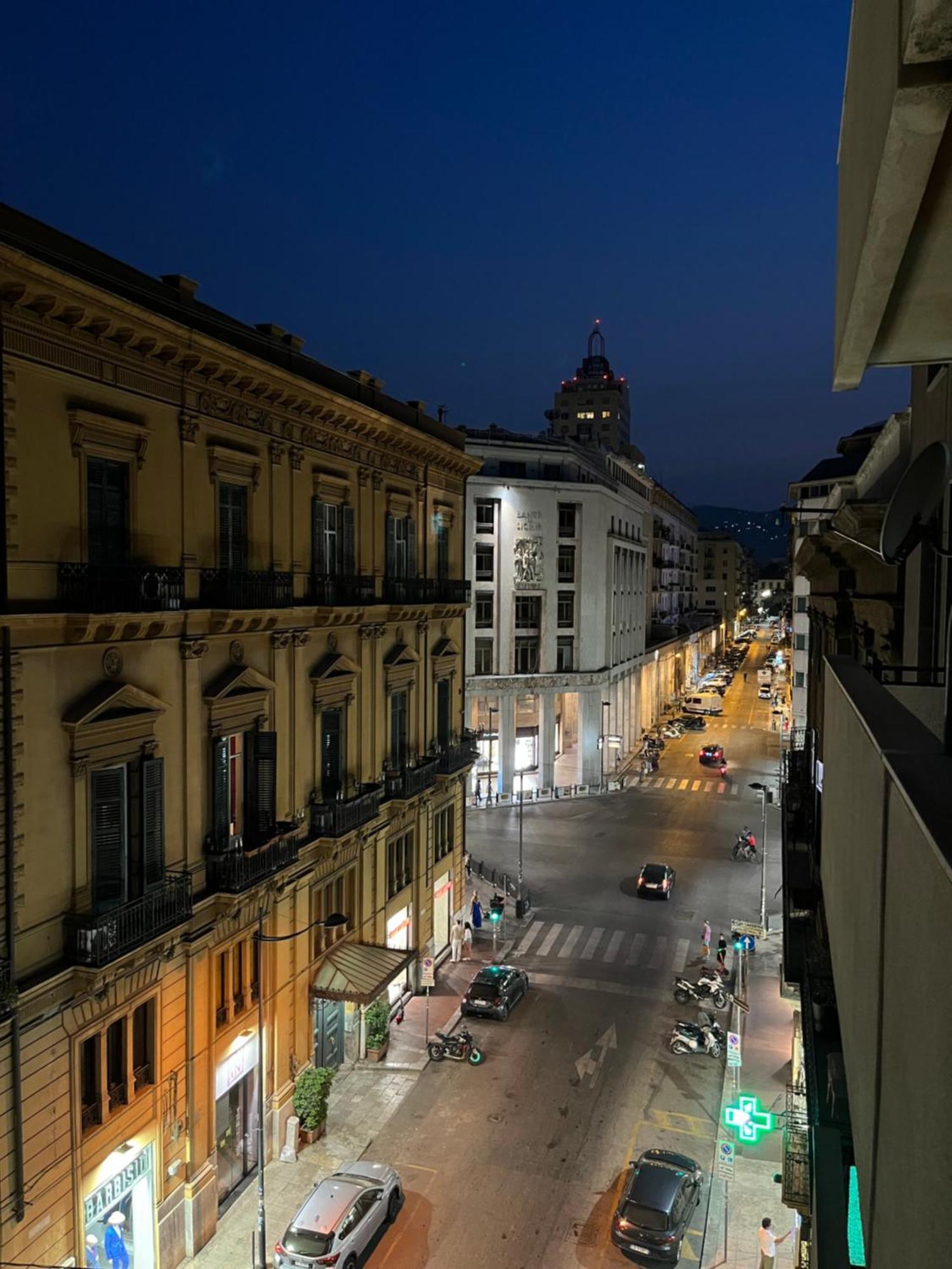 4 Country Side - City Center Palermo Exterior photo